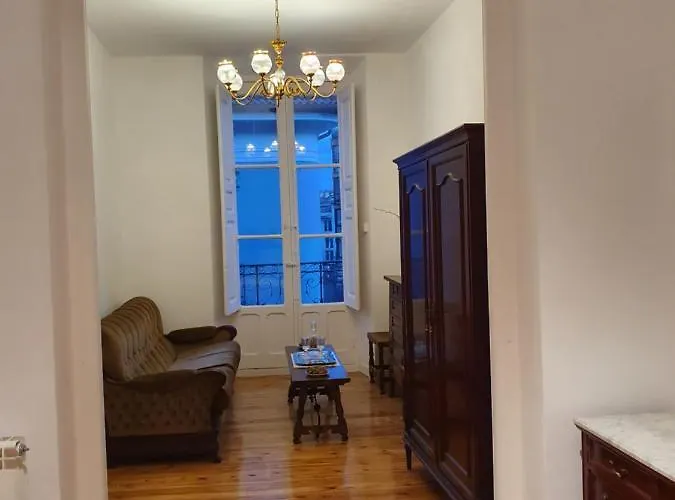 Casa Burguesa De 1900 * Valladolid